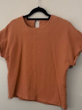 Women's Short Sleeve Natural Fiber Tunic Top in Rust